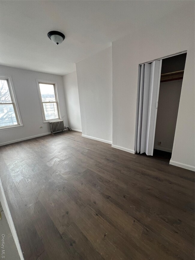 Building Photo - 635 Eagle Ave