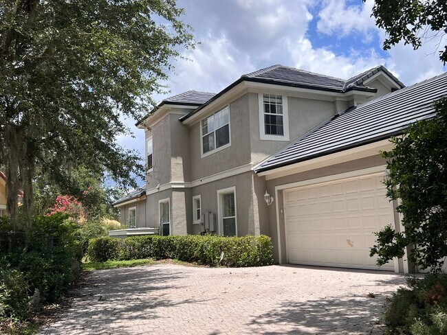 Building Photo - GORGEOUS SINGLE FAMILY HOME - PROPERTY  FU...