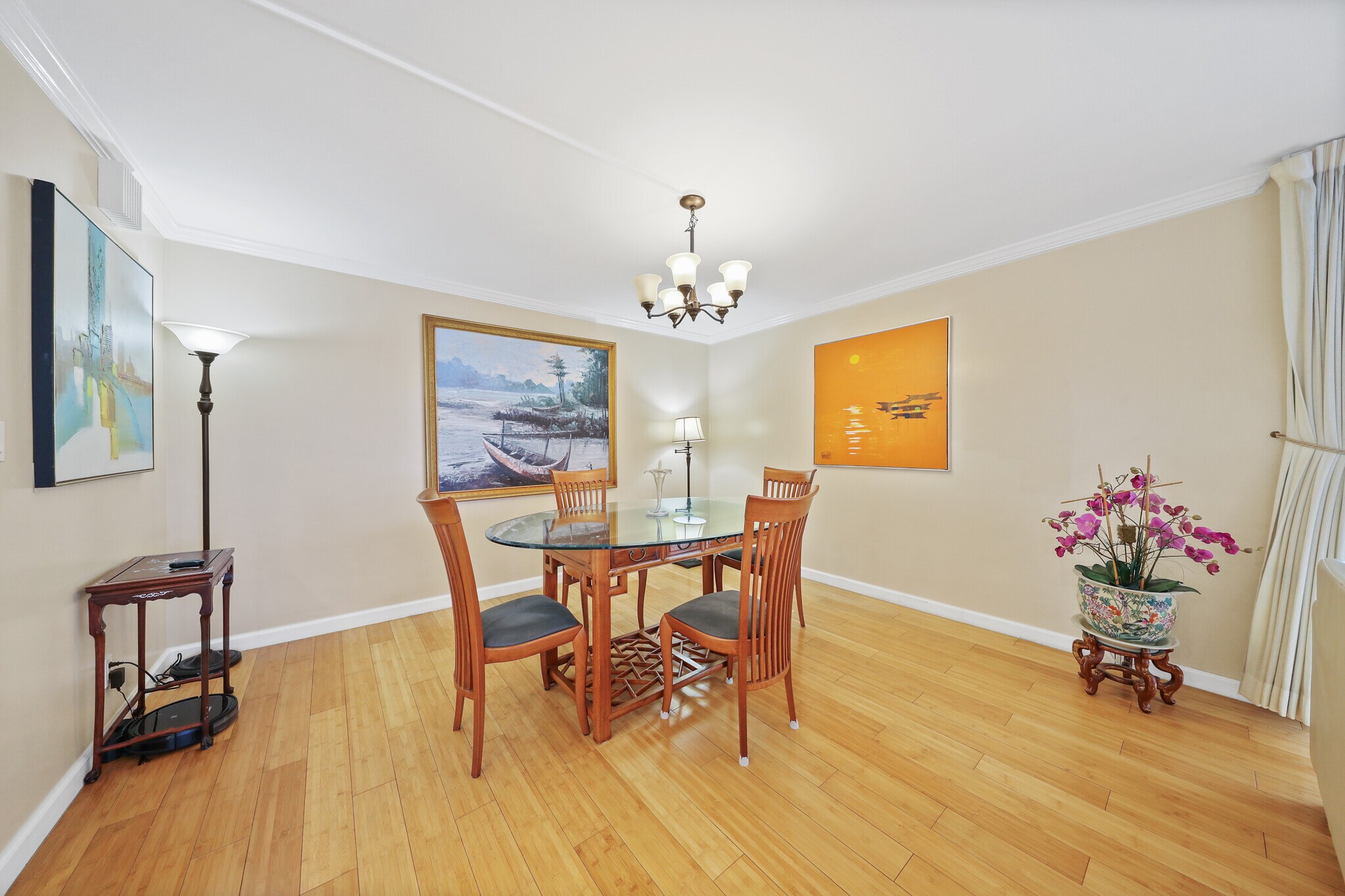 Building Photo - 1910 Ala Moana Blvd.