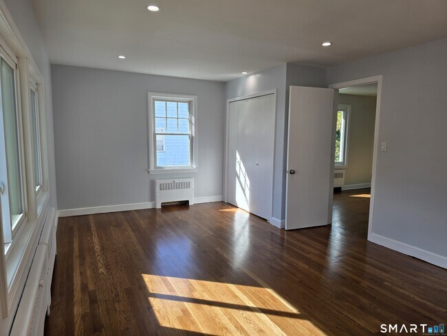 Building Photo - 508 Garfield Ave