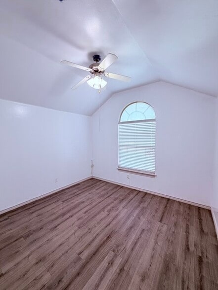 Building Photo - 2412 Rookhaven Ln