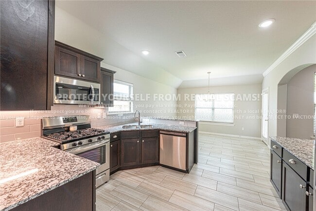 Building Photo - 4358 W Barhem Dr
