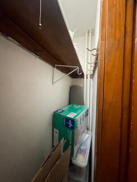 Building Photo - 63 Pinckney St