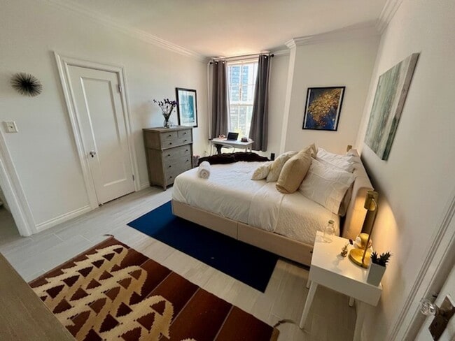 Building Photo - The Historic Elegance Meets Downtown Living @ El Cortez 1BR/1BA w/ parking