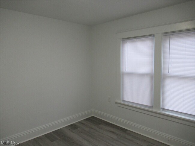 Building Photo - 378 Columbus St