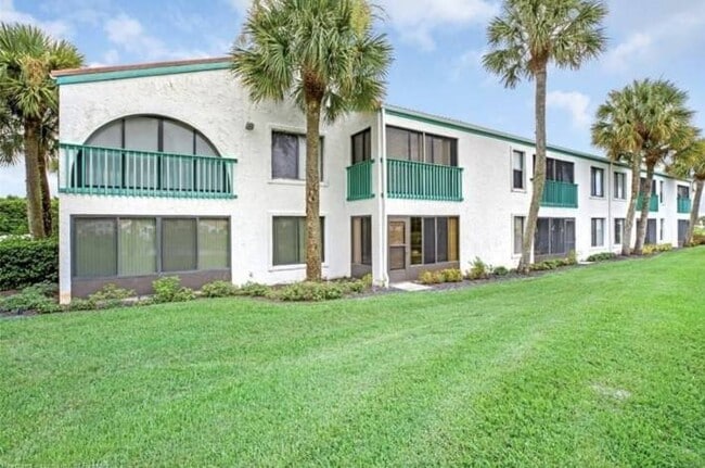 Building Photo - 4801 Casablanca Cir