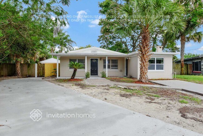 Building Photo - 5119 Divot Ct