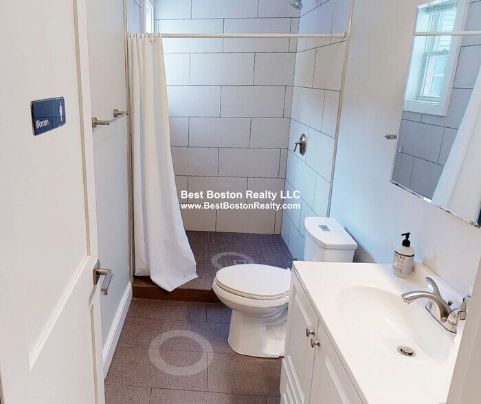 Building Photo - 20 John F. Kennedy St