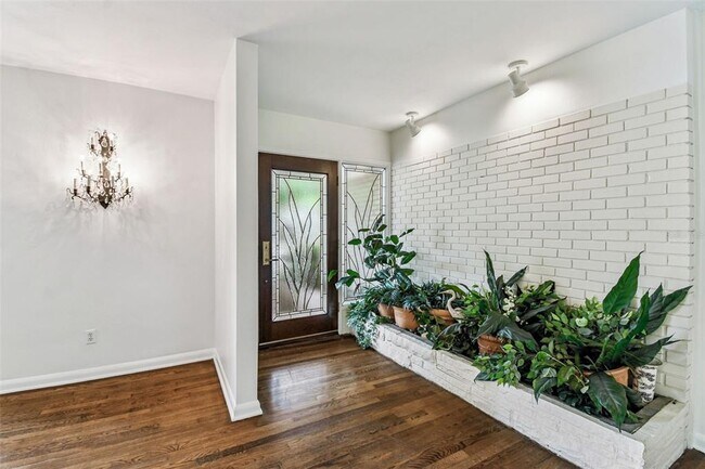 Building Photo - 4508 Henderson Blvd