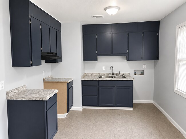 Building Photo - 3258 Lancing Ln