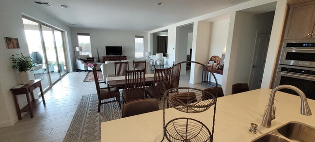 Building Photo - 4331 Greenhorn Wy