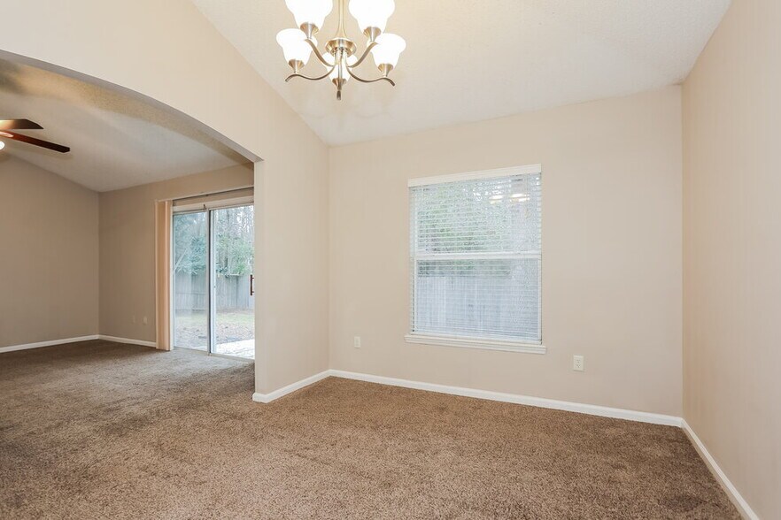 Building Photo - 1608 Guardian Dr