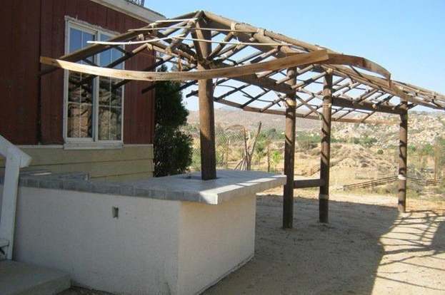 Building Photo - 44700 CA-371