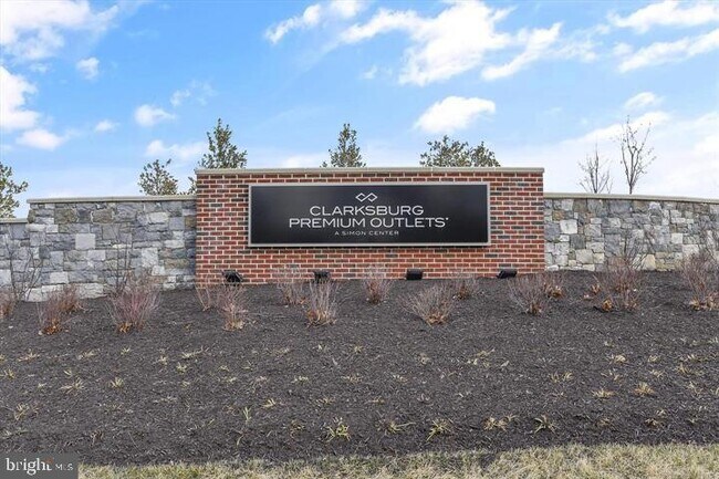 Building Photo - 23110 Mistflower Dr