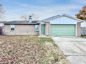 Building Photo - 1756 S Pine Ave