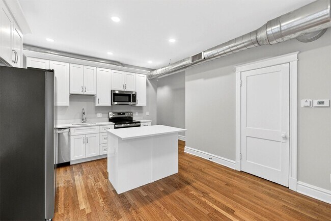 Building Photo - 6432 Alamo Ave