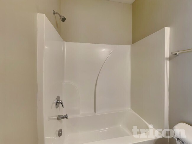 Building Photo - 4872 Tower View Trail