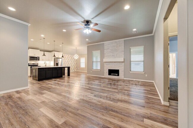 Building Photo - 8900 Scarlet Blvd