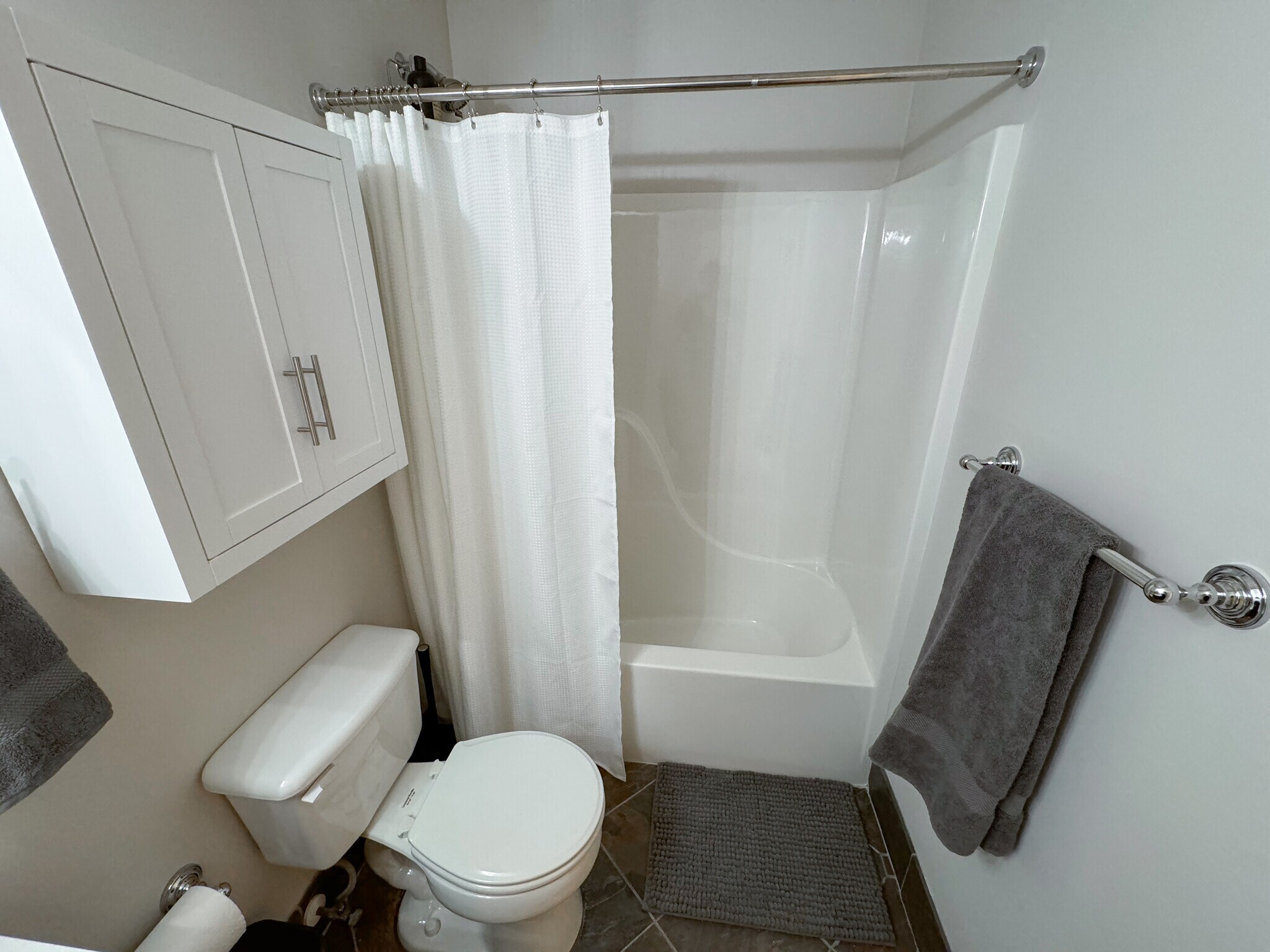 Building Photo - 4056 Lenox Park Dr