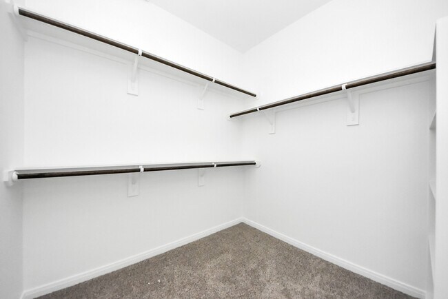 Building Photo - 638 Stovall Dr