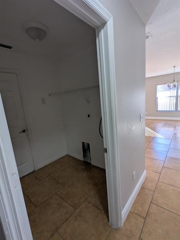 Building Photo - 1538 Algonkin Loop