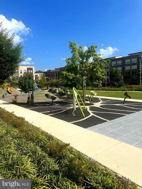 Building Photo - 4726 Towne Park Rd