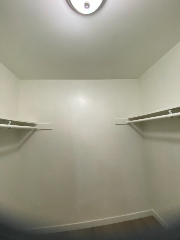 Building Photo - 7749 Reseda Blvd