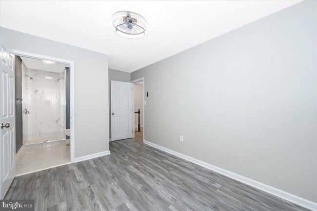 Building Photo - 12284 Bandera Ln