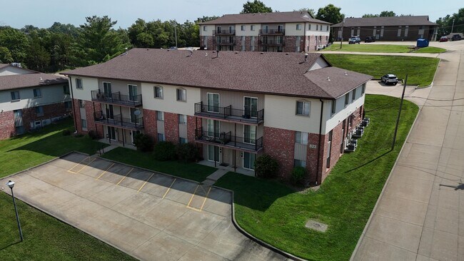 Building Photo - 817 Southwest Blvd
