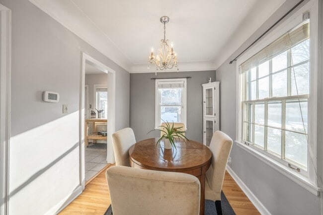 Building Photo - 4249 18th Ave S