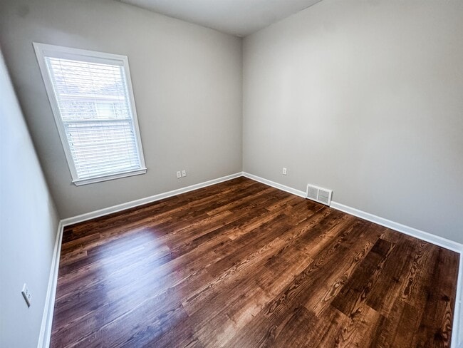 Building Photo - 9847 Winsford Ln