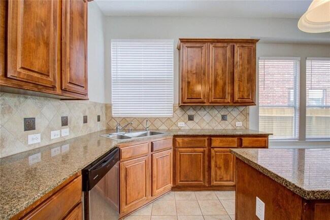 Building Photo - 18015 Darling Point Ct