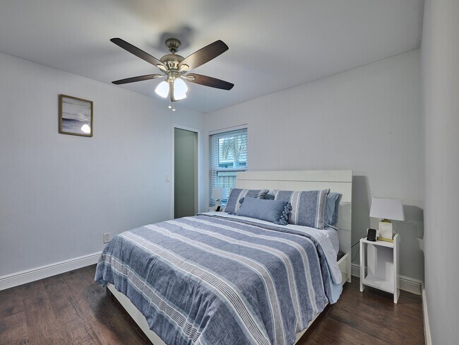 Building Photo - 1267 Summerwood Cir