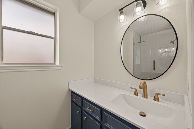Building Photo - 4122 Donerail Dr