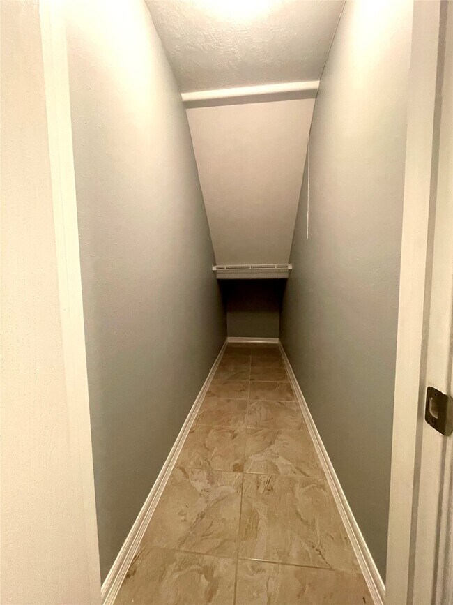 Building Photo - 19314 Cypress Peak Ln