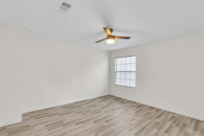 Building Photo - 13911 Piping Rock Ln