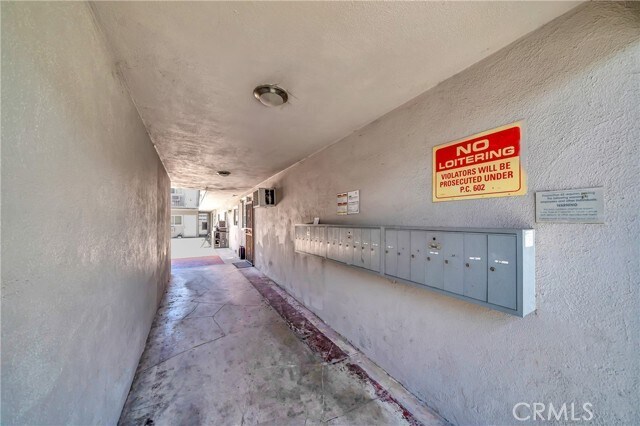 Building Photo - 6735 Elmer Ave