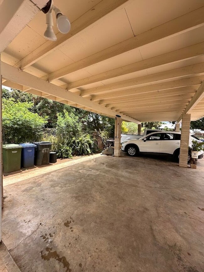 Building Photo - 84-857 Lahaina Street #A