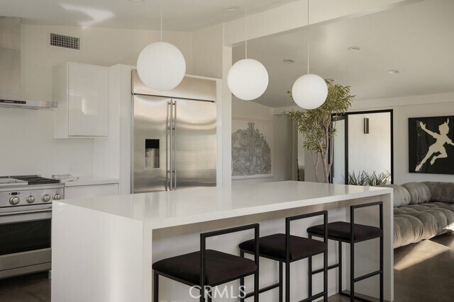 Building Photo - 2015 Irvine Ave