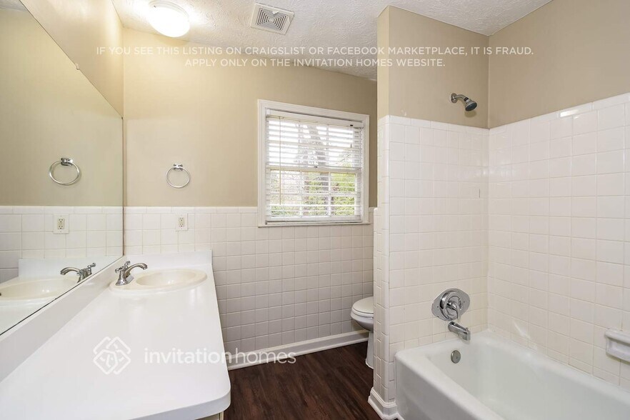 Building Photo - 4226 Executive Dr