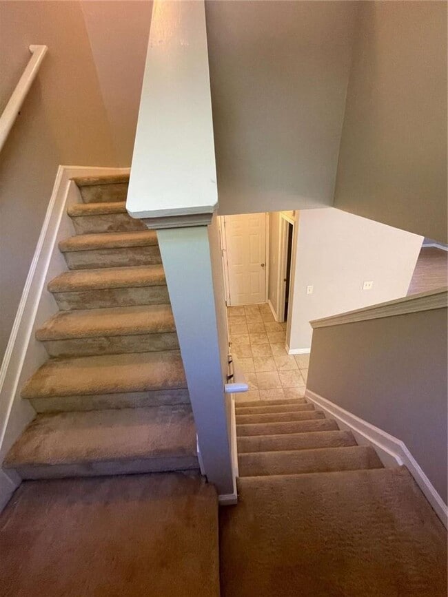 Building Photo - 2346 Delfern Dr NW