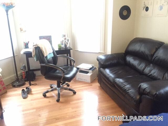 Building Photo - 190 Highland St