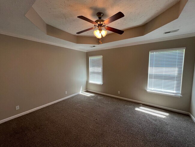 Building Photo - Cute 3 BR, 2 Bath near Christiana