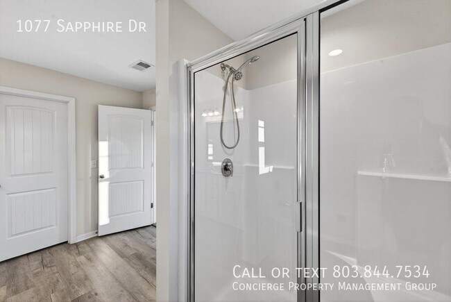 Building Photo - 1077 Sapphire Dr