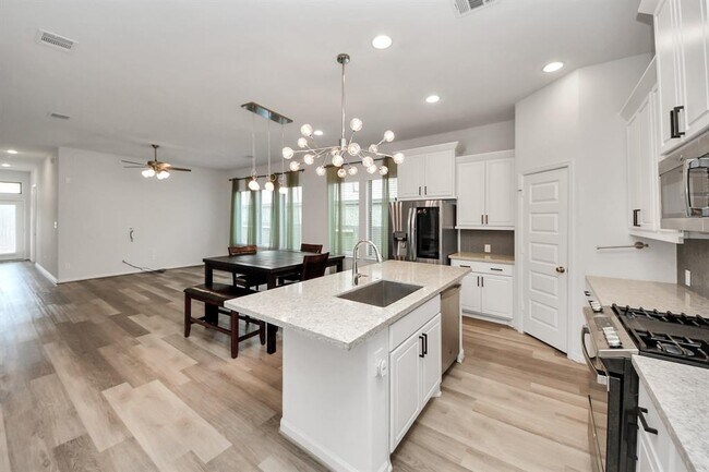 Building Photo - 11807 Latoveste Ln