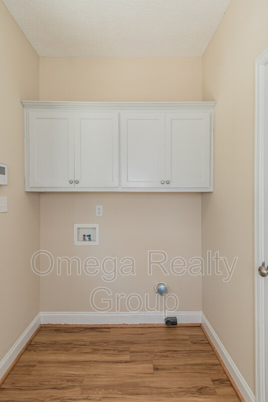 Building Photo - 14 Oakleigh Dr