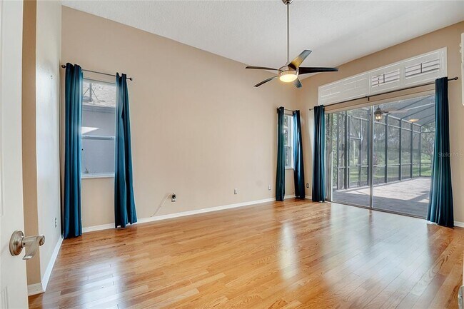 Building Photo - 219 Isle of Sky Cir