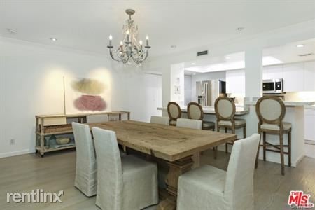 Building Photo - 2 br, 3 bath House - 851 N Kings Rd Apt 101