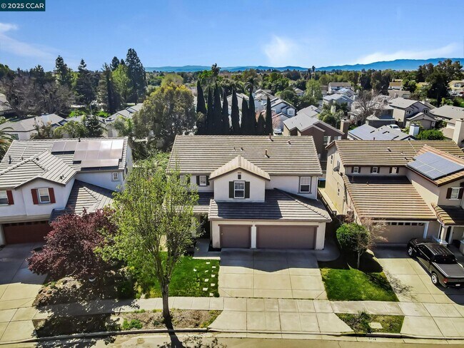 Building Photo - 4867 Big Bear Rd