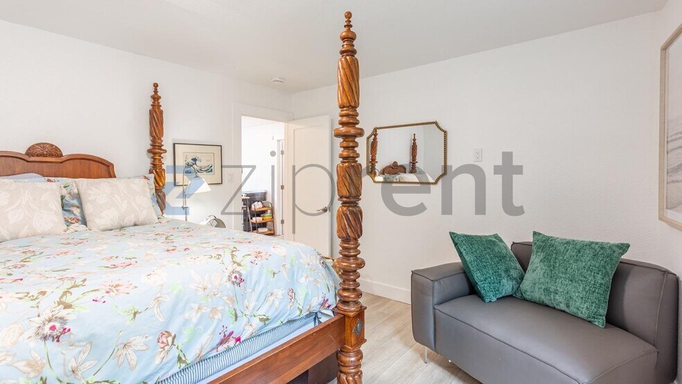 Building Photo - 6010 Cazadero Hwy